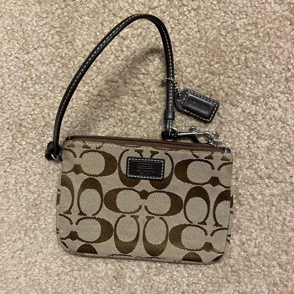 Small EUC coach wristlet